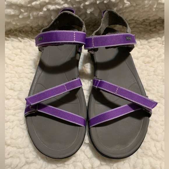 Teva Verra Sandals, size 9.5 - Picture 5 of 7